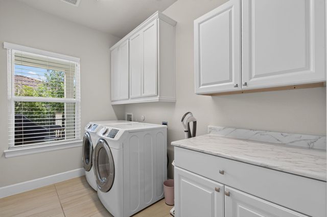 108 Dreaming Plum LN, San Marcos, TX 78666