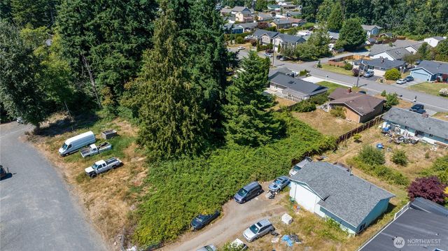 2 xx 106th Street SE, Everett, WA 98208