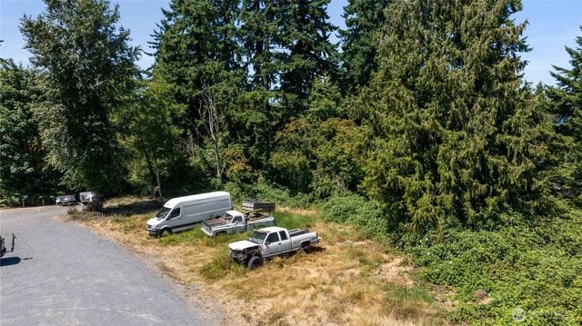 2 xx 106th Street SE, Everett, WA 98208