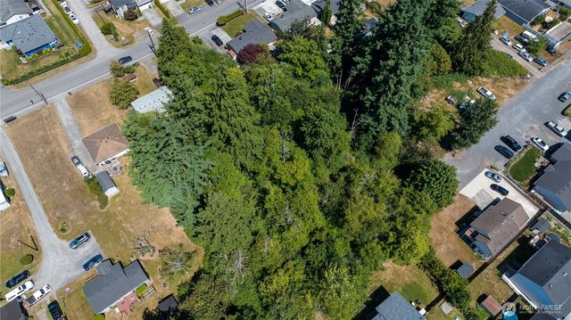 2 xx 106th Street SE, Everett, WA 98208
