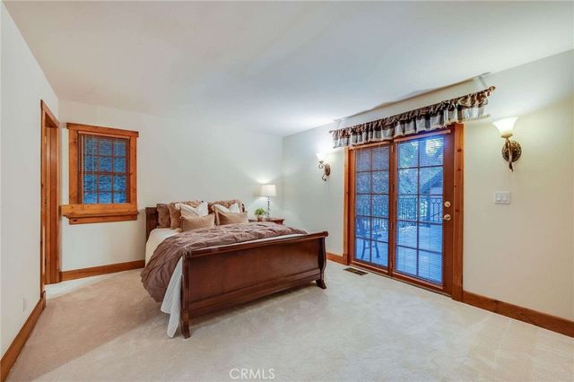 5200 Jessen Drive, La Canada Flintridge, CA 91011