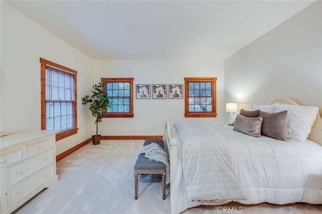 5200 Jessen Drive, La Canada Flintridge, CA 91011