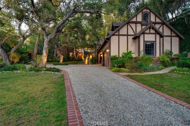 5200 Jessen Drive, La Canada Flintridge, CA 91011
