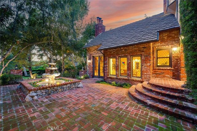 5200 Jessen Drive, La Canada Flintridge, CA 91011