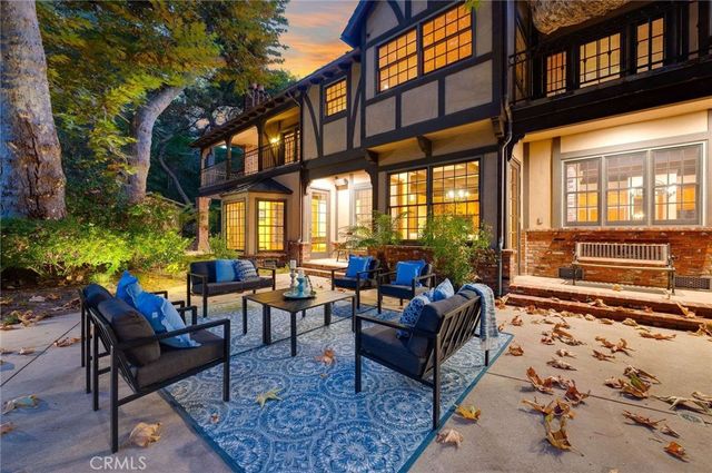 5200 Jessen Drive, La Canada Flintridge, CA 91011