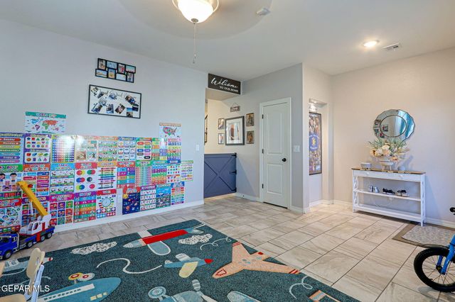 5936 HIDDEN ACRES Drive, El Paso, TX 79924