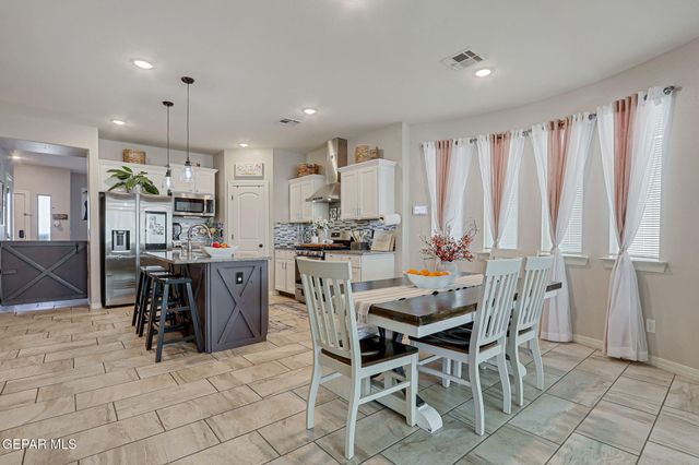 5936 HIDDEN ACRES Drive, El Paso, TX 79924