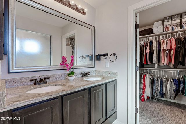 5936 HIDDEN ACRES Drive, El Paso, TX 79924