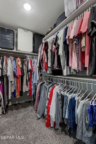 5936 HIDDEN ACRES Drive, El Paso, TX 79924