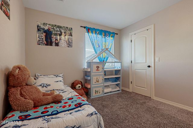 5936 HIDDEN ACRES Drive, El Paso, TX 79924