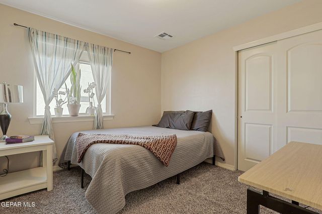 5936 HIDDEN ACRES Drive, El Paso, TX 79924