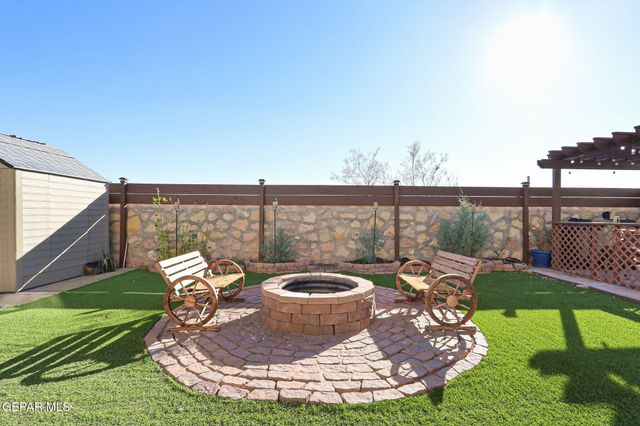 5936 HIDDEN ACRES Drive, El Paso, TX 79924