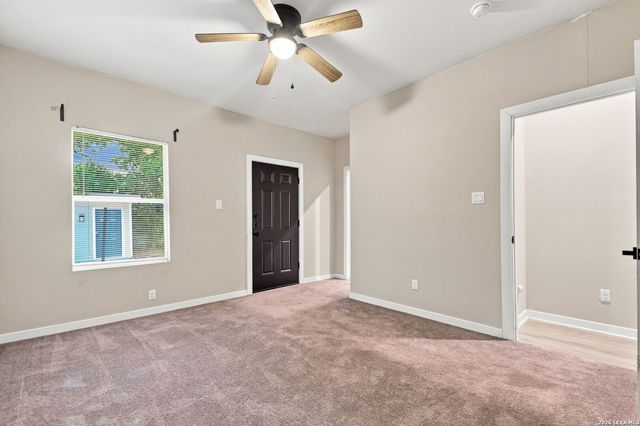 138 Hess St, San Antonio, TX 78212