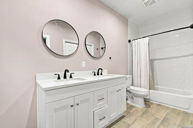 138 Hess St, San Antonio, TX 78212