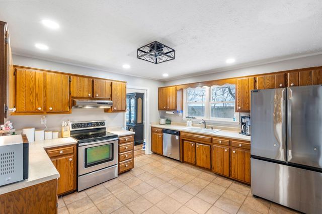 845 Bridgeport-Benson Road, Frankfort, KY 40601