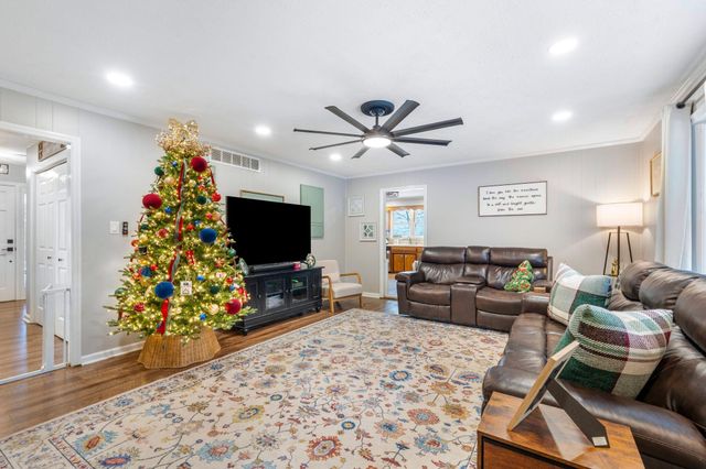 845 Bridgeport-Benson Road, Frankfort, KY 40601