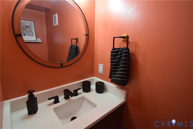 12005 Kershaw Ct, Glen Allen, VA 23059