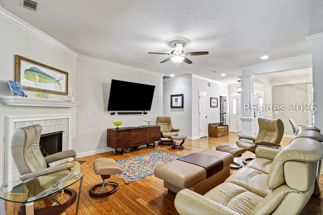 9 Loblolly Ln, Hilton Head Island, SC 29926