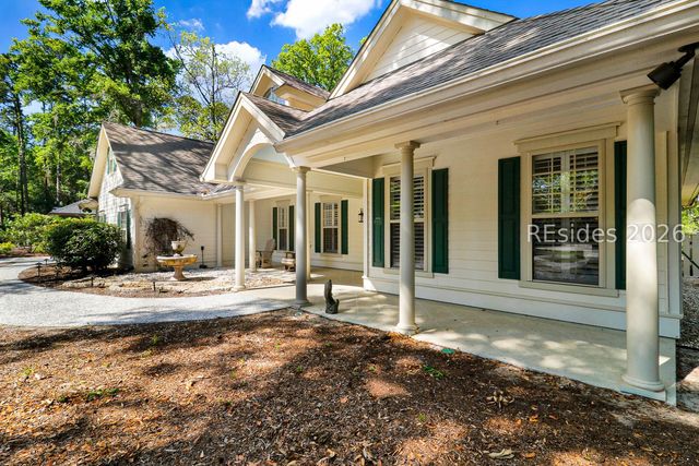 9 Loblolly Ln, Hilton Head Island, SC 29926