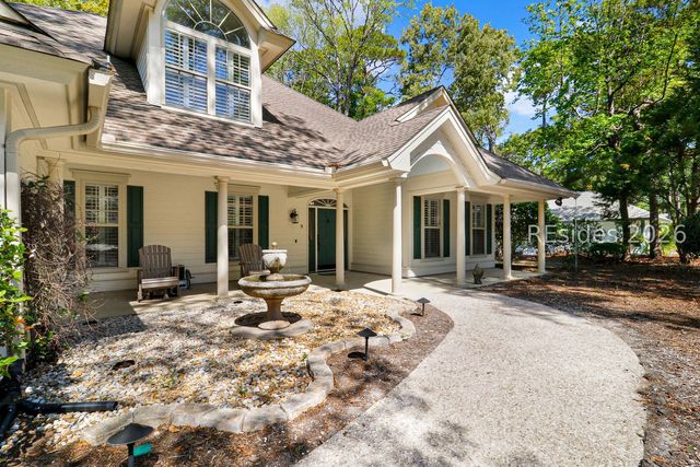9 Loblolly Ln, Hilton Head Island, SC 29926