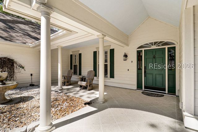 9 Loblolly Ln, Hilton Head Island, SC 29926