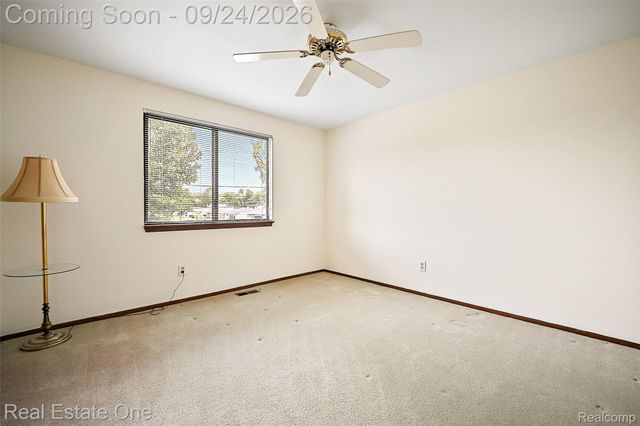 34391 Koch Avenue, Sterling Heights, MI 48310