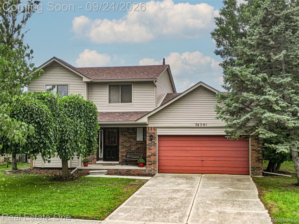 34391 Koch Avenue, Sterling Heights, MI 48310