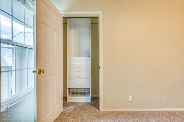 910 Duncan LN 50, Austin, TX 78705