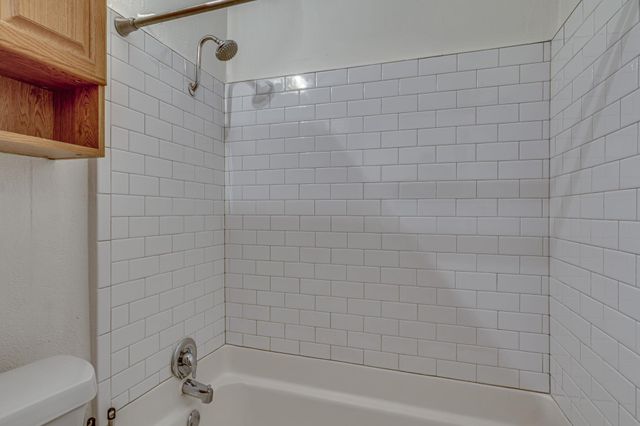 910 Duncan LN 50, Austin, TX 78705