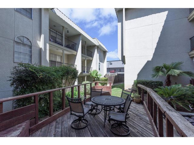 910 Duncan LN 50, Austin, TX 78705