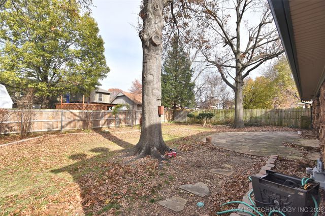 2400 W Gary Street, Broken Arrow, OK 74012