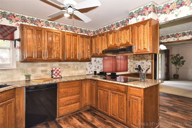 2400 W Gary Street, Broken Arrow, OK 74012