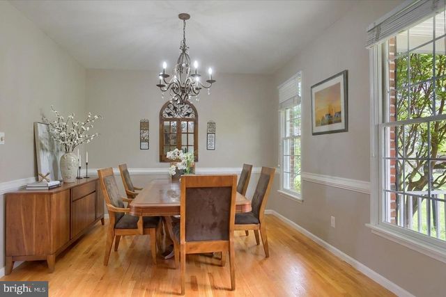 1130 W TRINDLE ROAD, Mechanicsburg, PA 17050