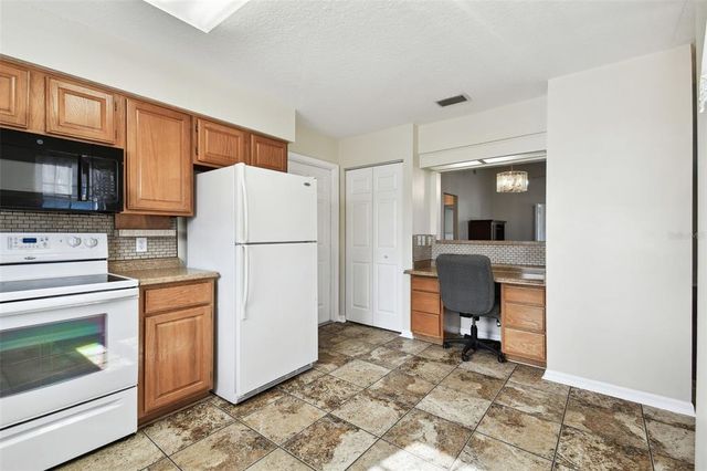 37401 WEDGEWOOD DRIVE, Zephyrhills, FL 33542