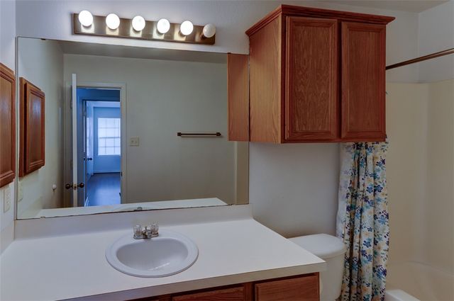 914 Sun Meadow Street, College Station, TX 77845