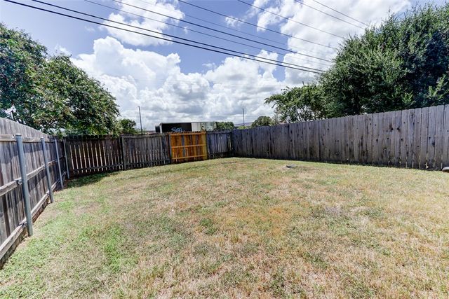 914 Sun Meadow Street, College Station, TX 77845