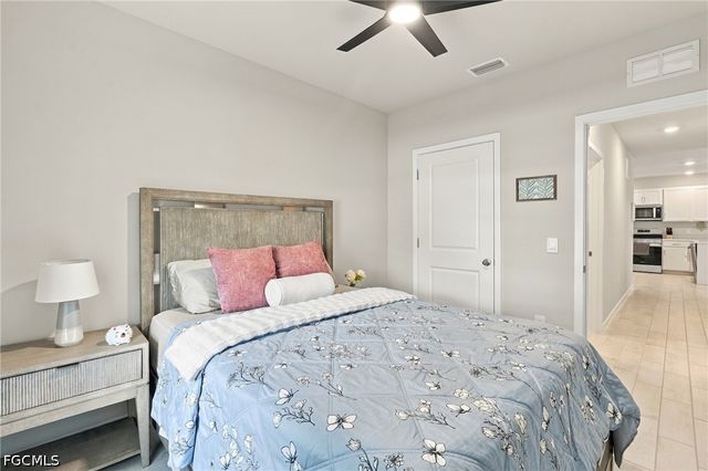 17622 Wild Iris LN, Punta Gorda, FL 33982