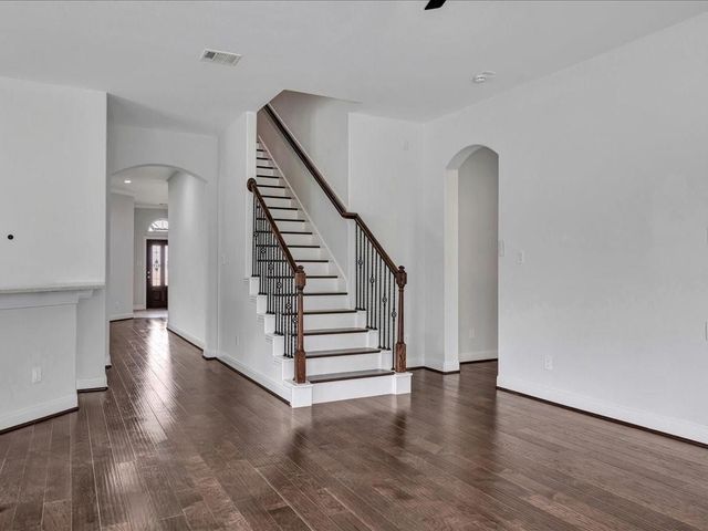 6302 Fisher Reef Drive, Beach City, TX 77523