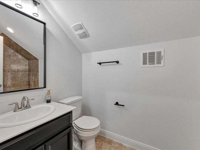 6302 Fisher Reef Drive, Beach City, TX 77523