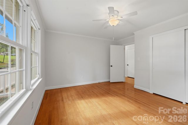 401 S East End Avenue, Statesville, NC 28677