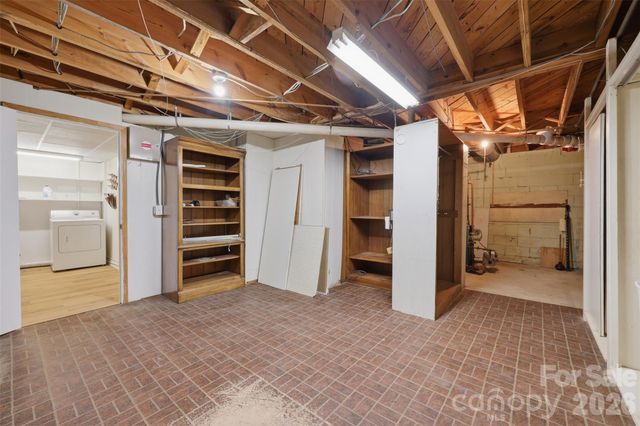 401 S East End Avenue, Statesville, NC 28677