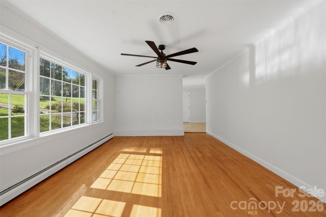 401 S East End Avenue, Statesville, NC 28677