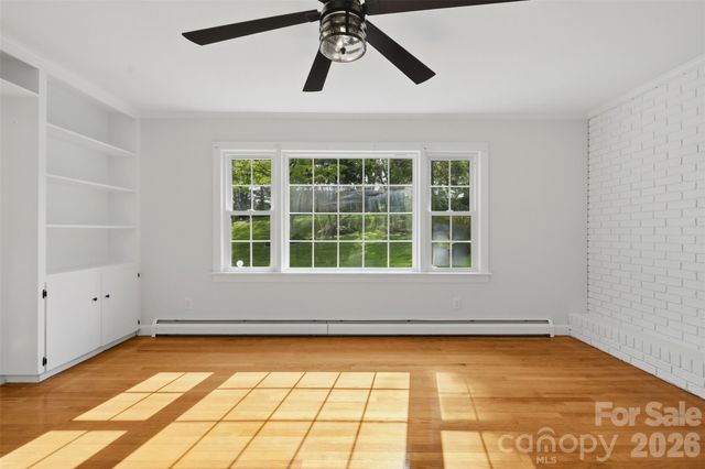 401 S East End Avenue, Statesville, NC 28677