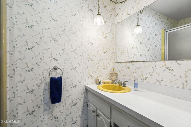 92 Helderhill Road, New Scotland, NY 12186