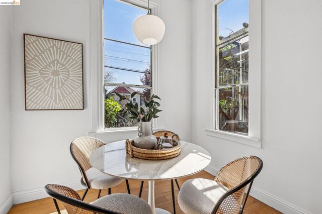 1655 12th Street, Oakland, CA 94607