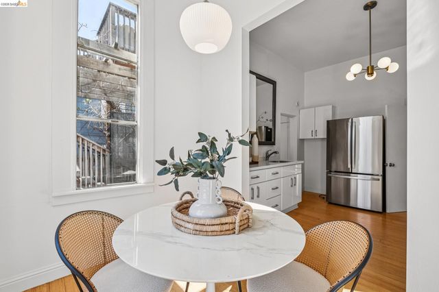 1655 12th Street, Oakland, CA 94607