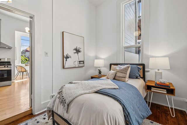 1655 12th Street, Oakland, CA 94607