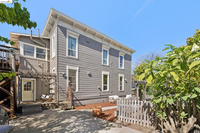 1655 12th Street, Oakland, CA 94607