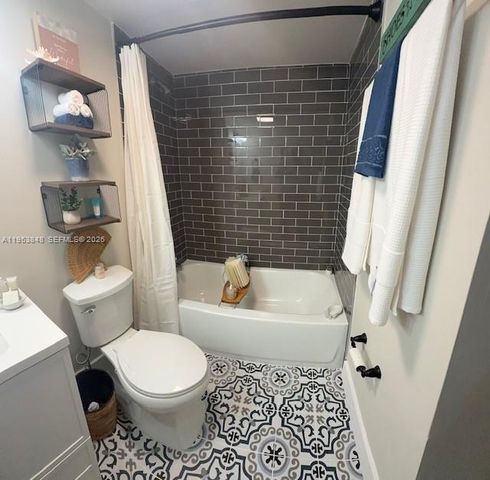 2850 NE 14th St Causeway 110B, Pompano Beach, FL 33062