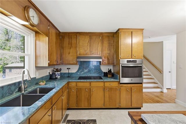 205 Frederick Road, Greensboro, NC 27455